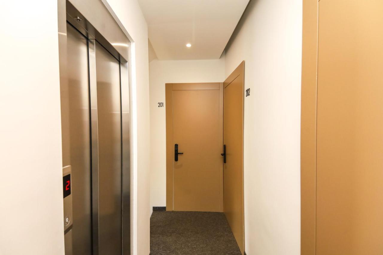 N Center By Noshi 4* Tirana