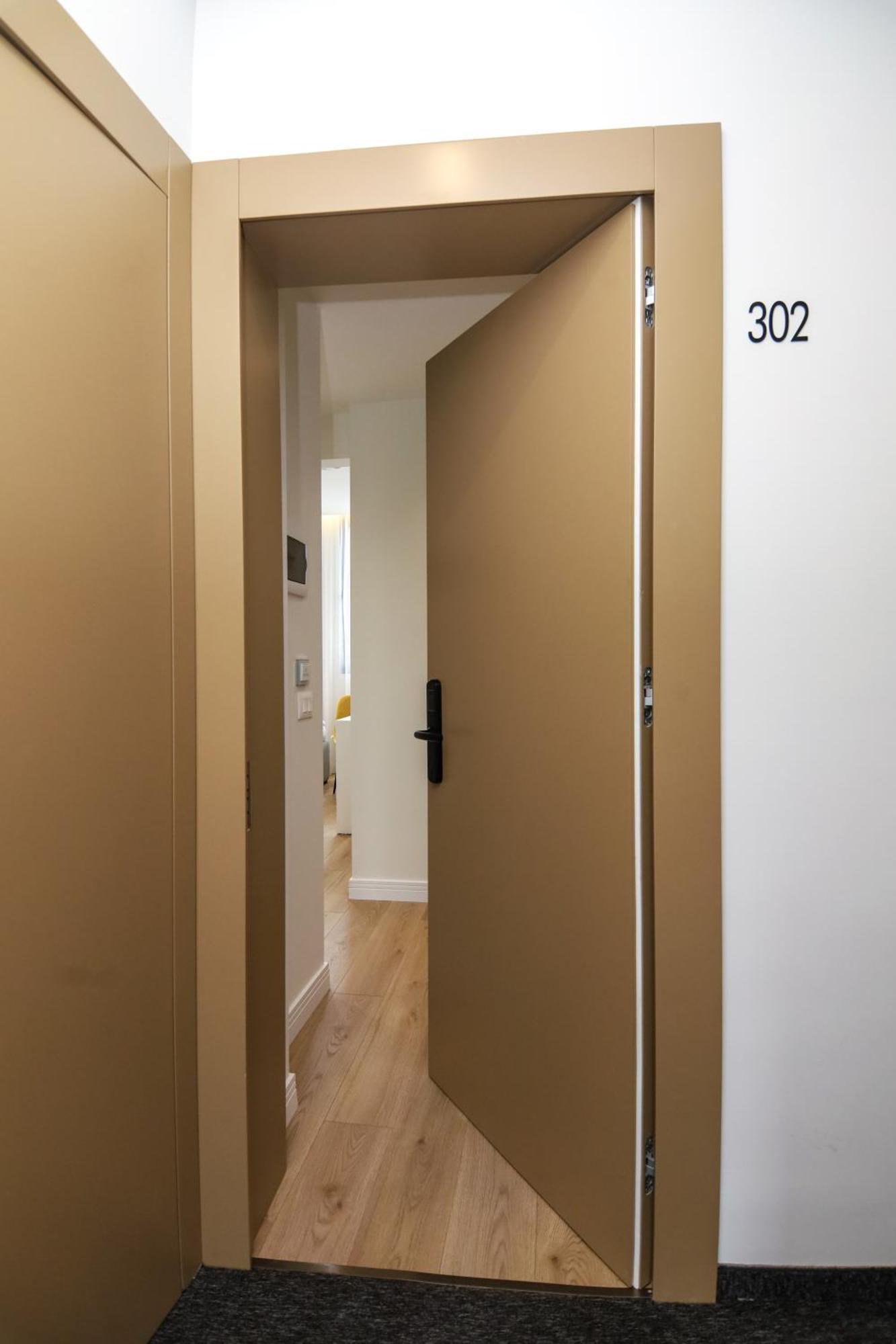 Hotel N Center By Noshi 4*